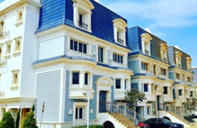 Villa on Hollywood Boulevard